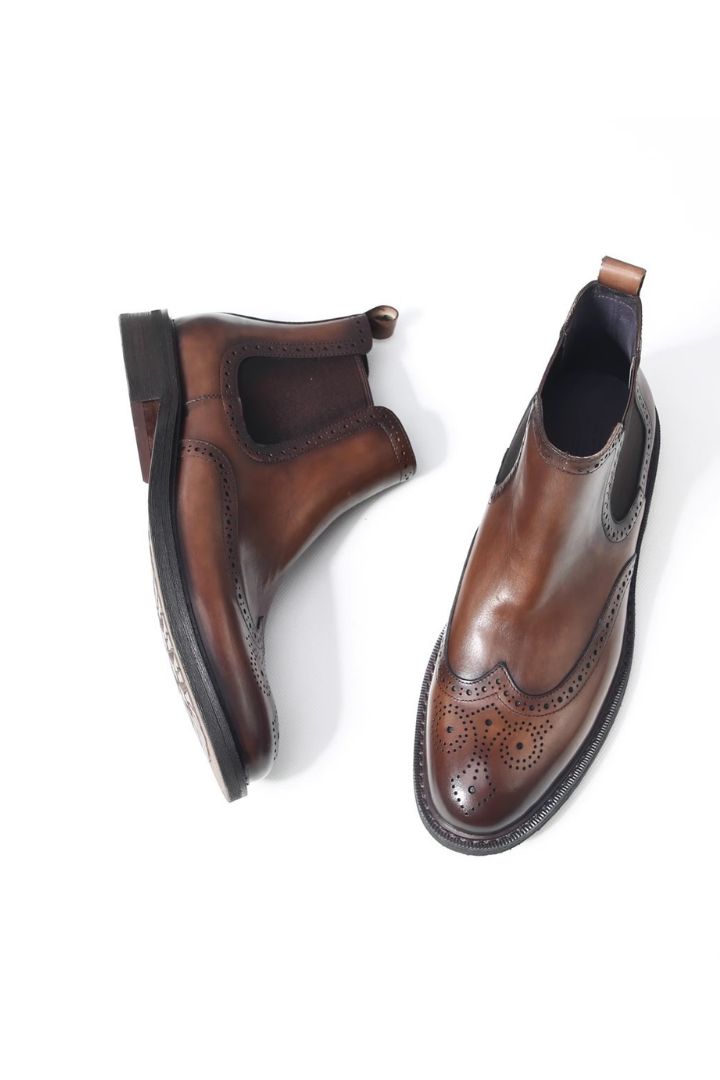 Bastian Brogue Chelsea Boots in Rich Brown