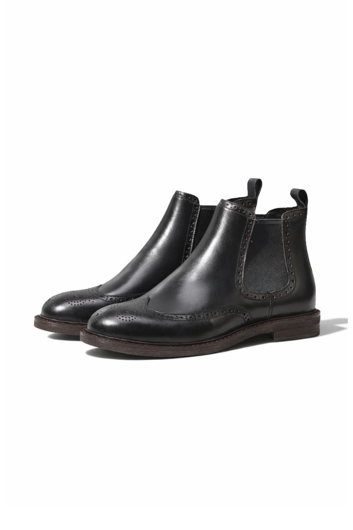 Bastian Brogue Chelsea Boots in Noir