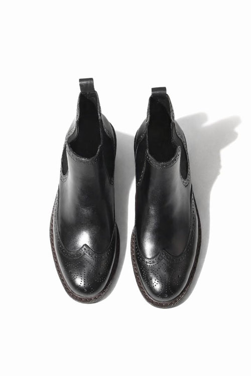 Bastian Brogue Chelsea Boots in Noir