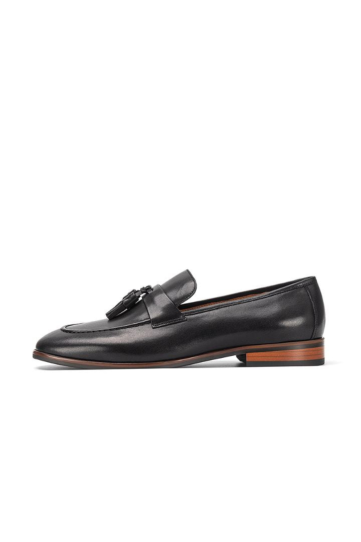 Bruno Black Top-Grain Tassel Loafer