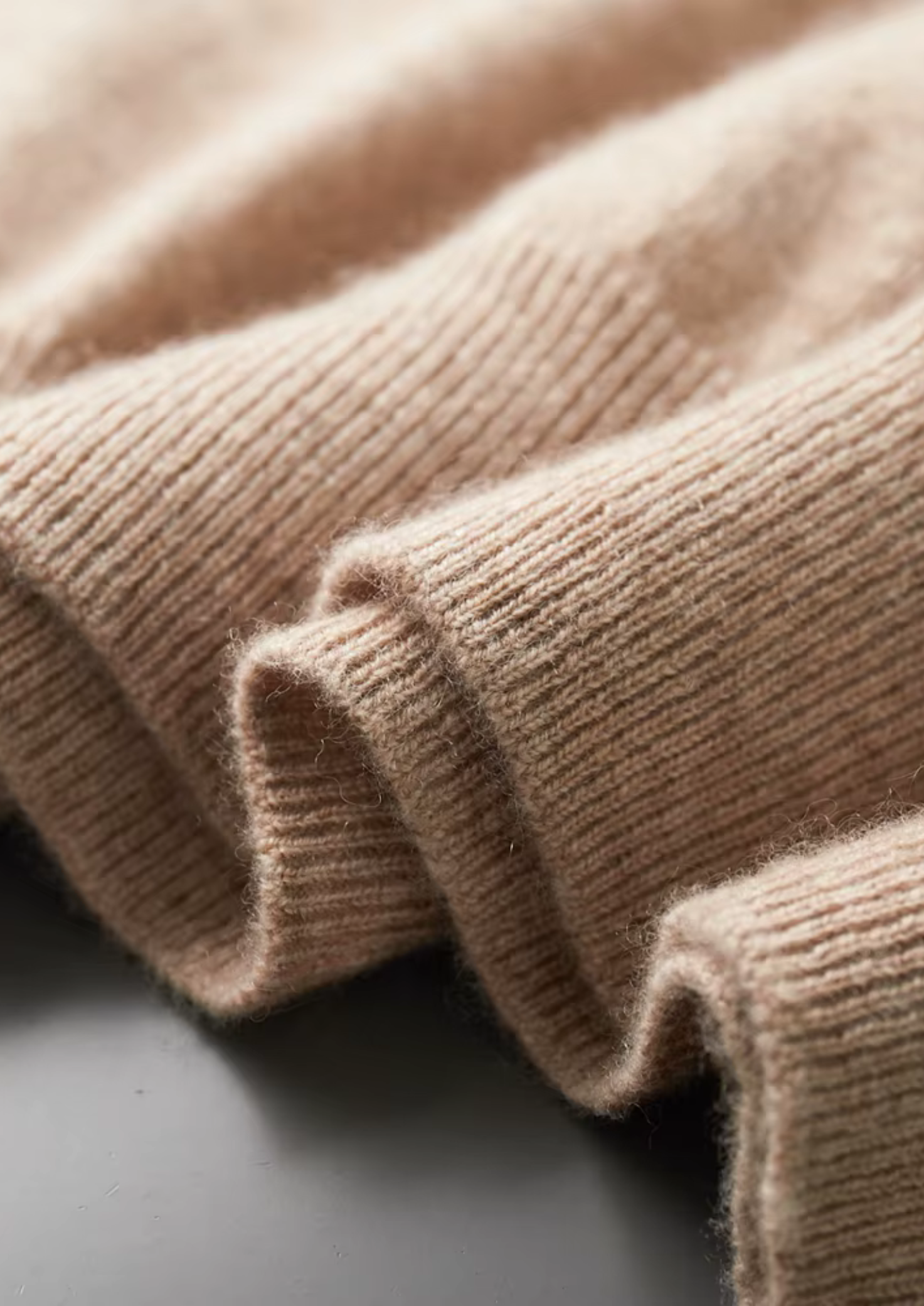 Cashmere Classic Crewneck T-Shirt in Ivory