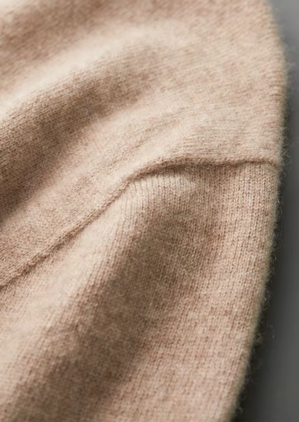 Cashmere Classic Crewneck T-Shirt in Ivory
