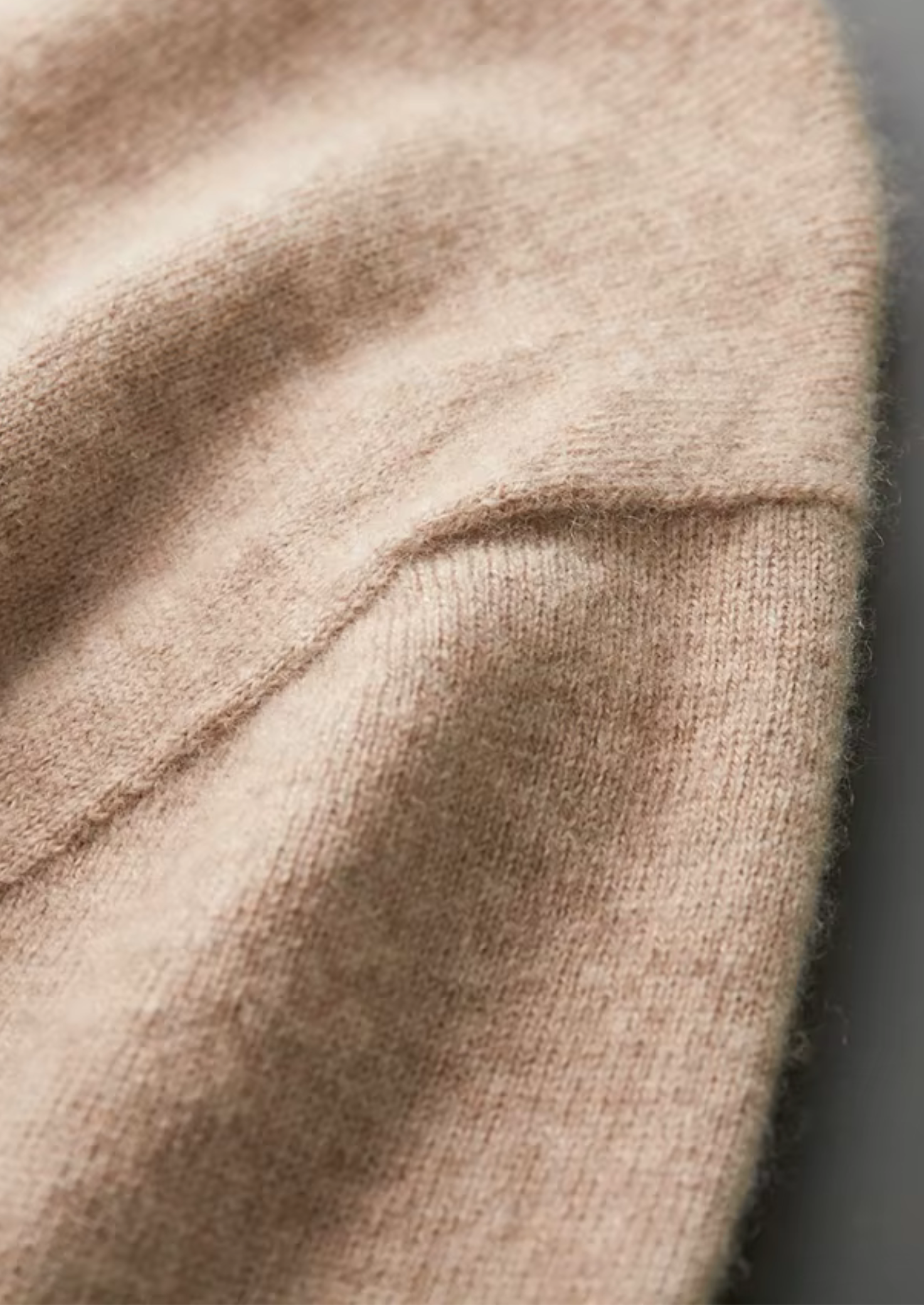 Cashmere Classic Crewneck T-Shirt in Ivory