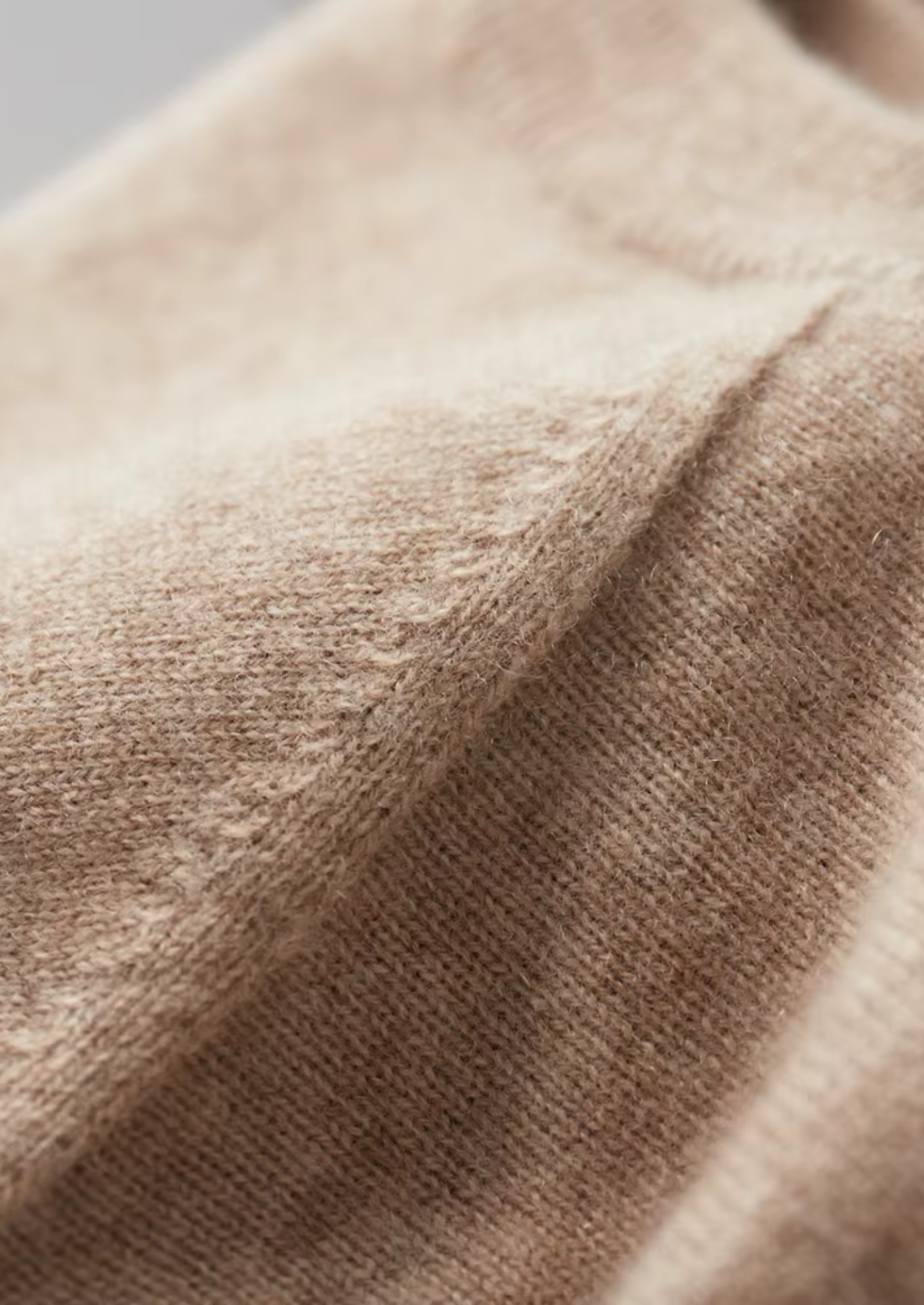 Cashmere Classic Crewneck T-Shirt in Ivory