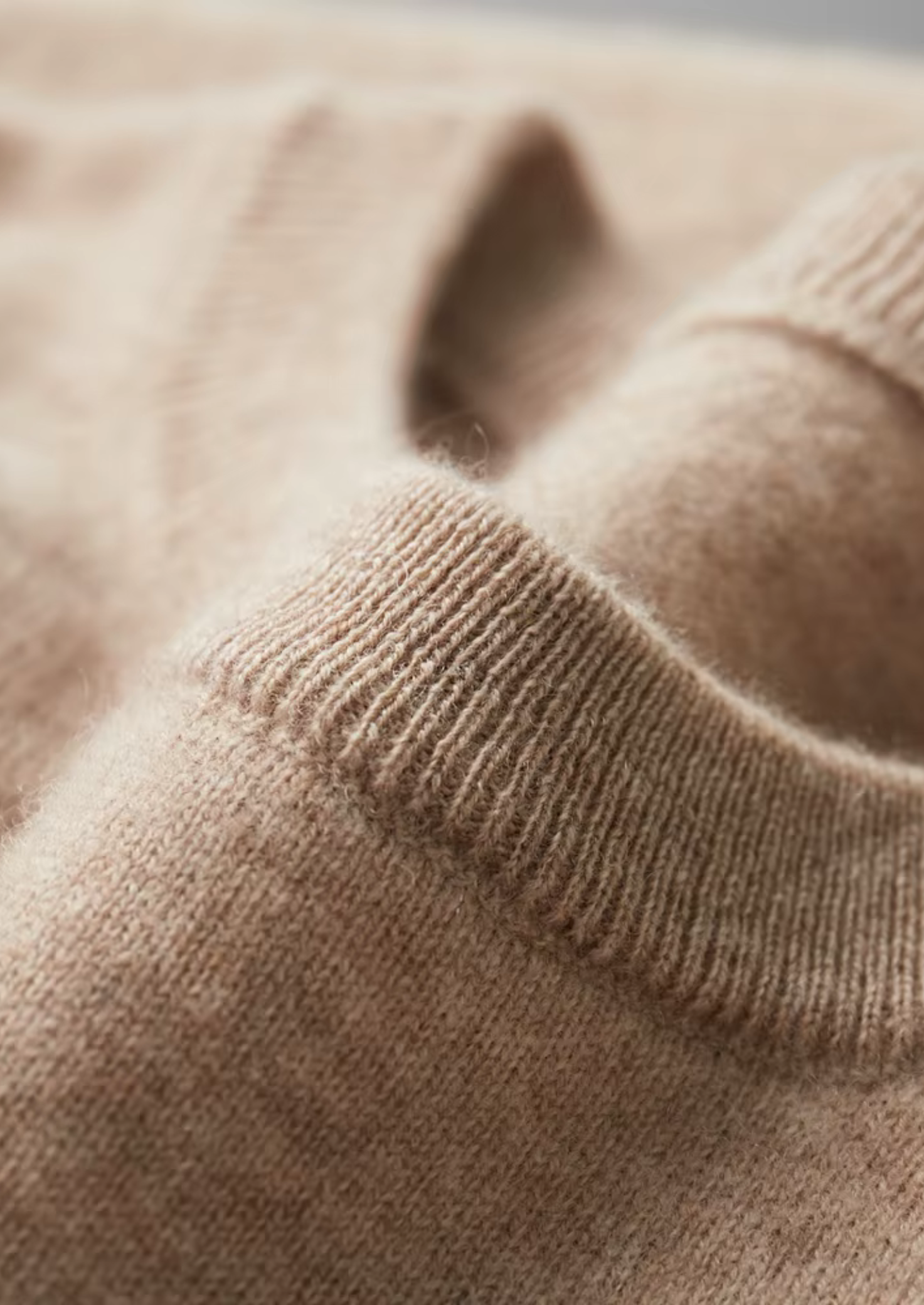 Cashmere Classic Crewneck T-Shirt in Ivory