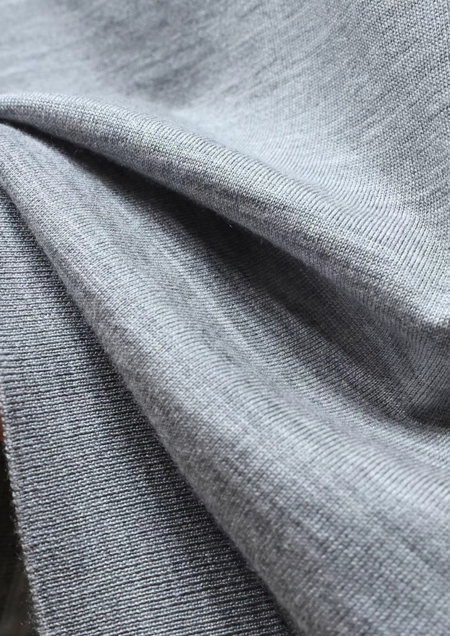 Ellis Lightweight Polo in Light Gray