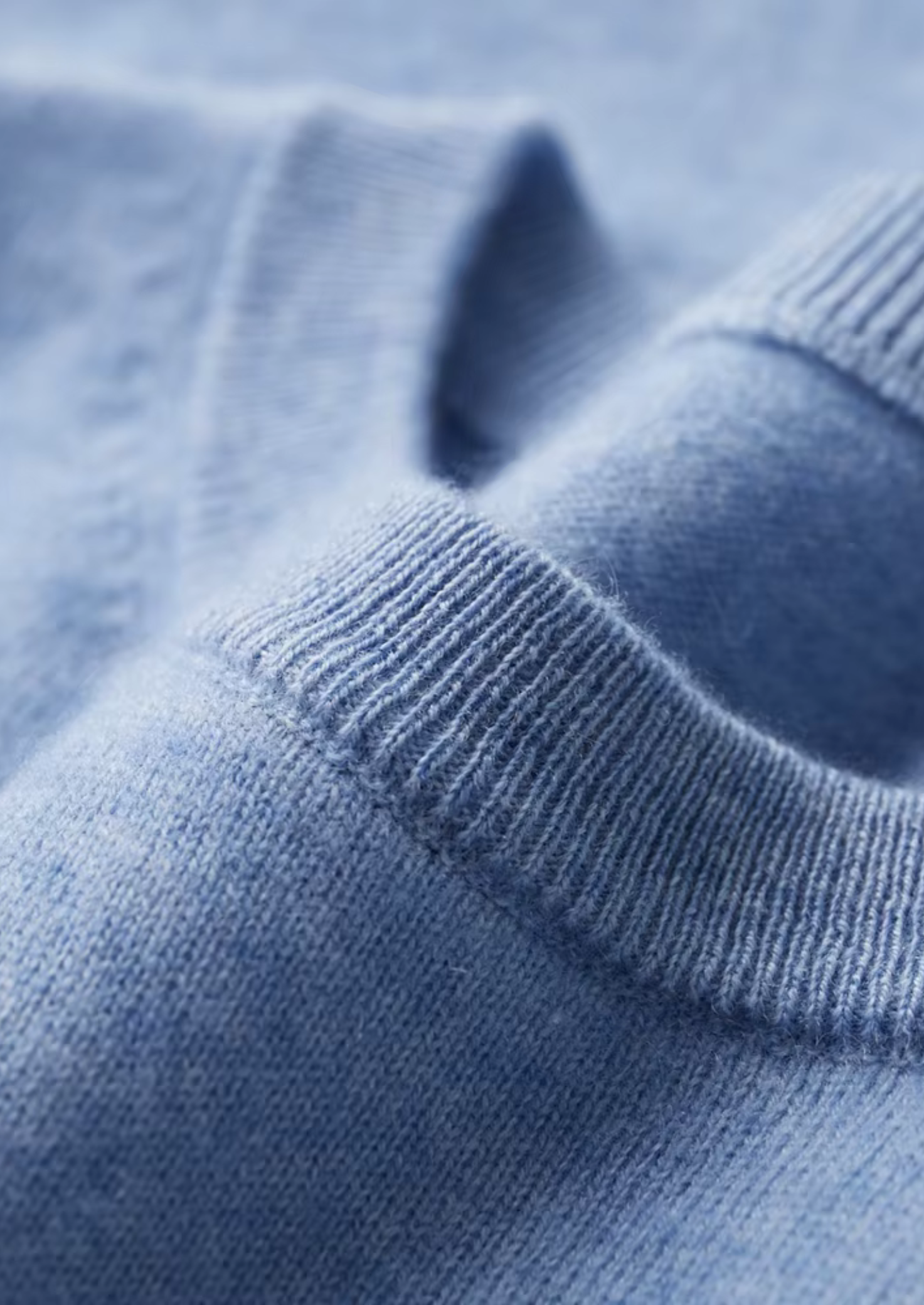 Cashmere Classic Crewneck T-Shirt in Ivory