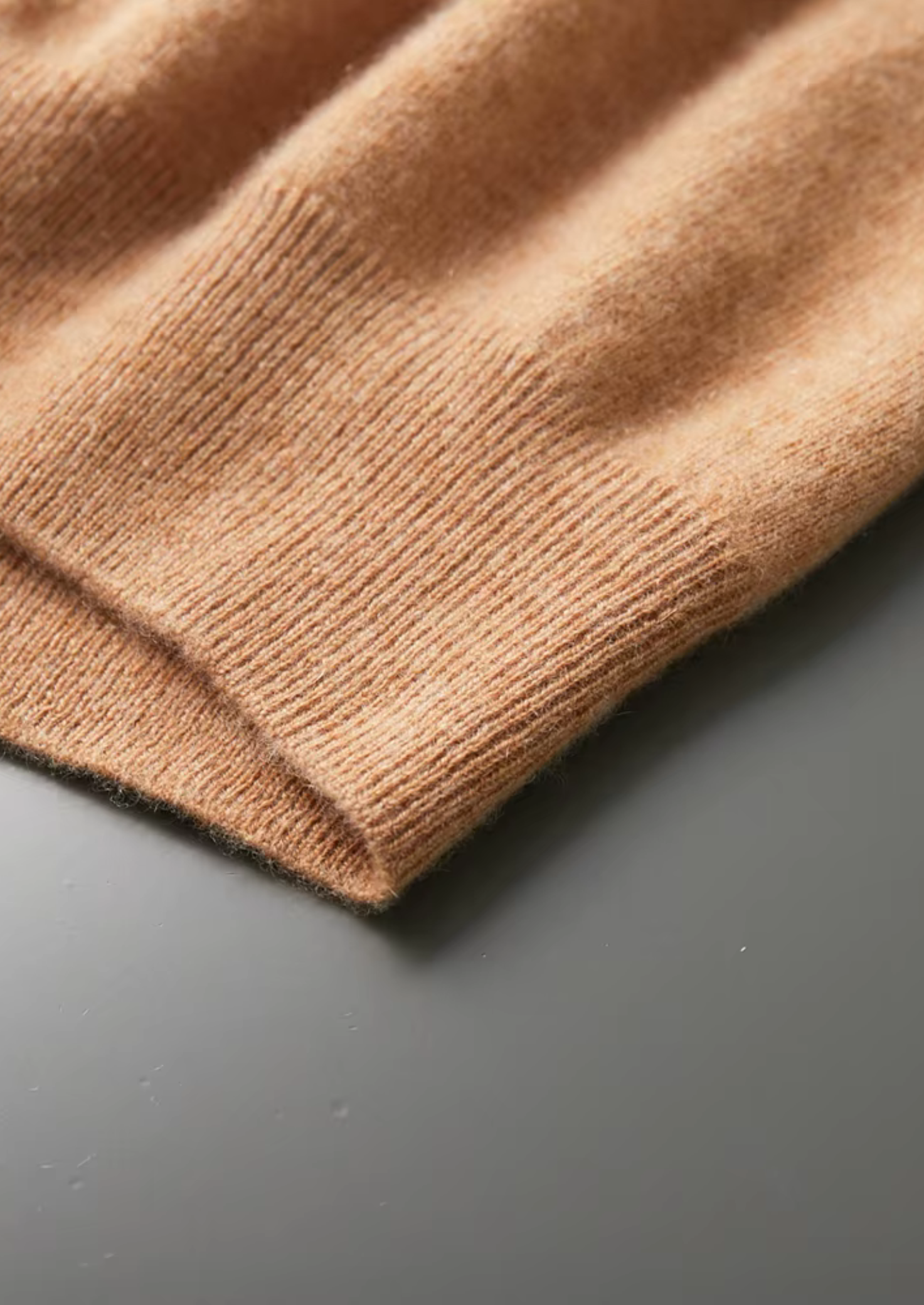 Cashmere Classic Crewneck T-Shirt in Ivory