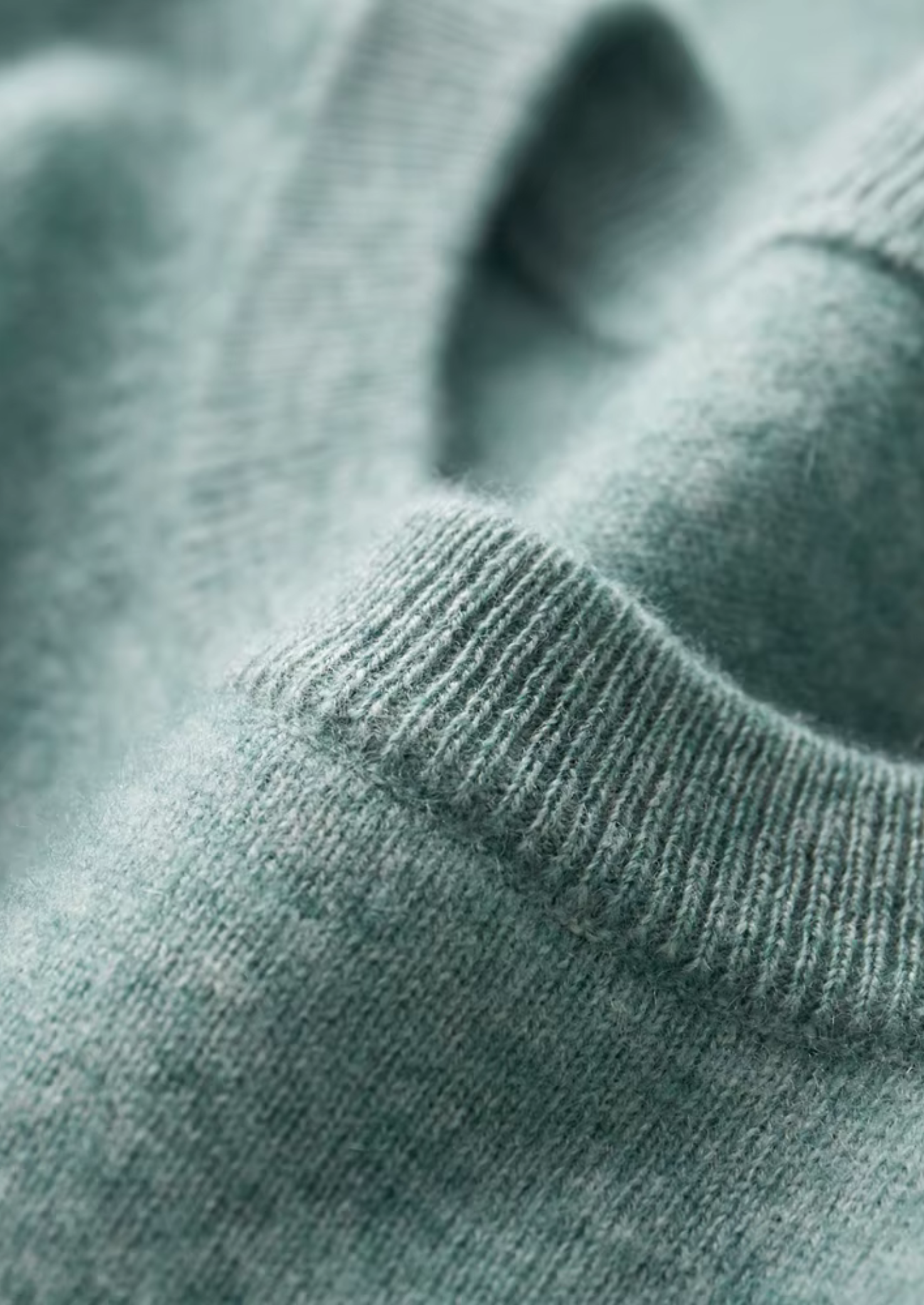Cashmere Classic Crewneck T-Shirt in Ivory