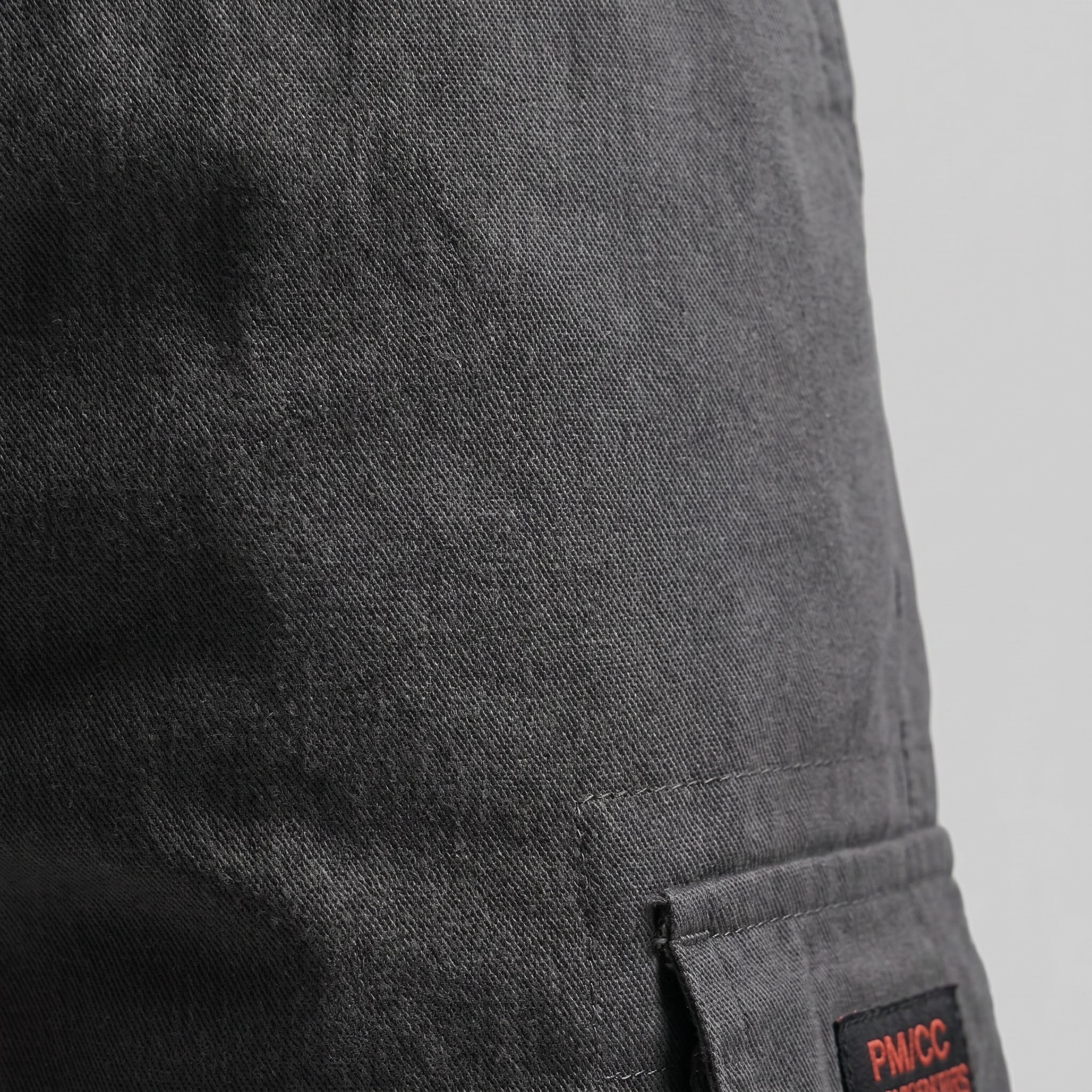 Refined Cargo Shorts in Earth Tones