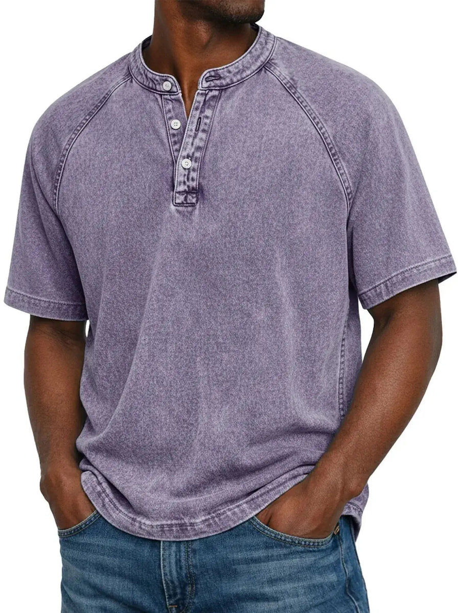Short-Sleeve Buttoned Men's Shirt in Classic White