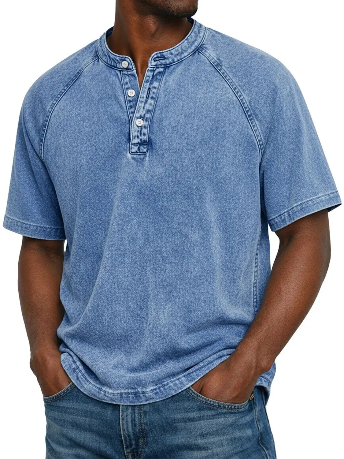 Short-Sleeve Buttoned Men's Shirt in Classic White