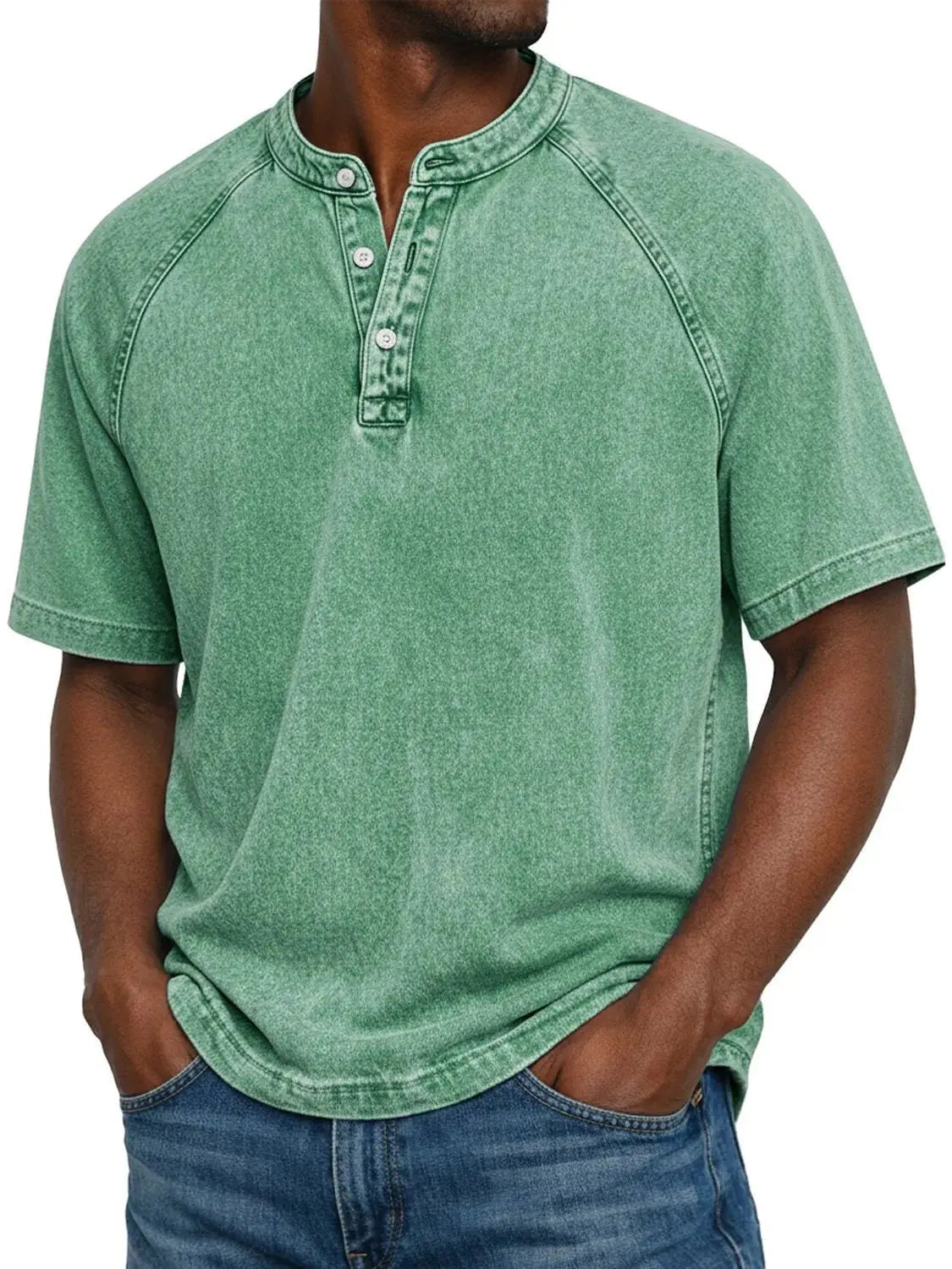 Short-Sleeve Buttoned Men's Shirt in Classic White