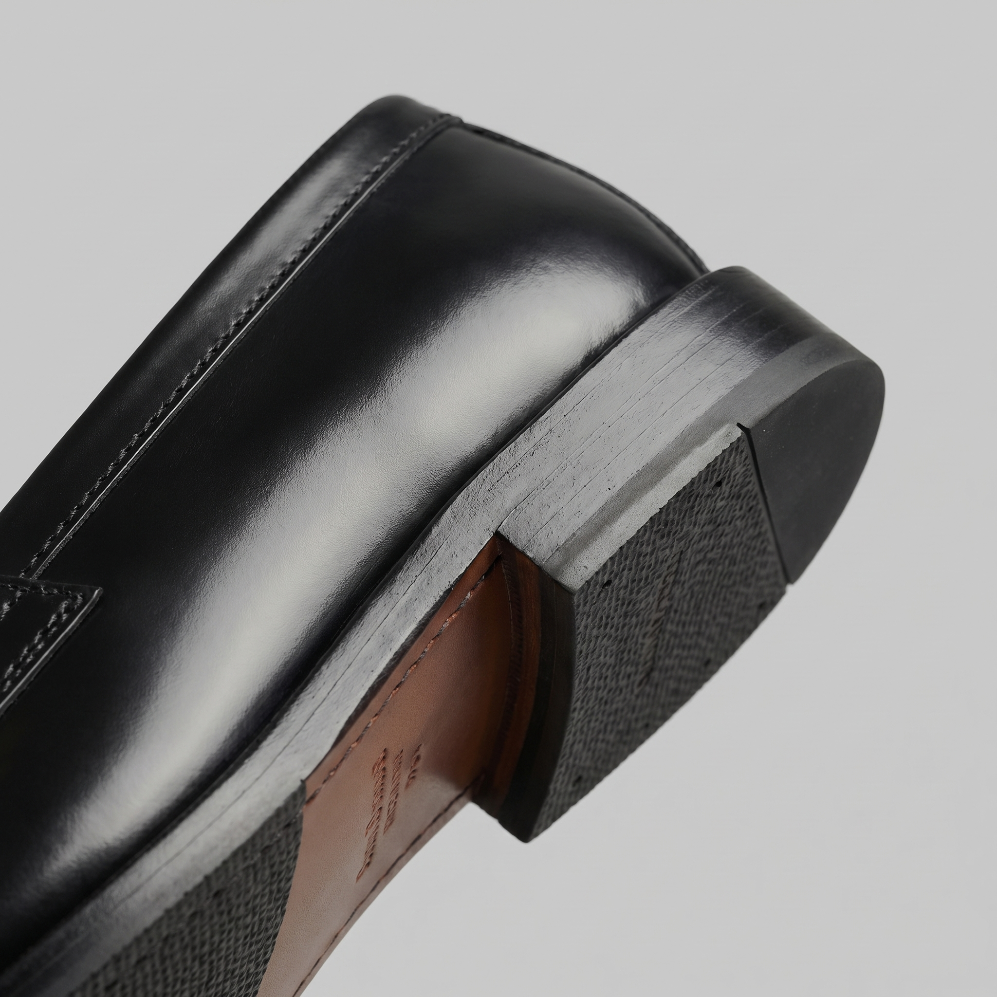 Men's Leather Penny Loafers in Classic Brown