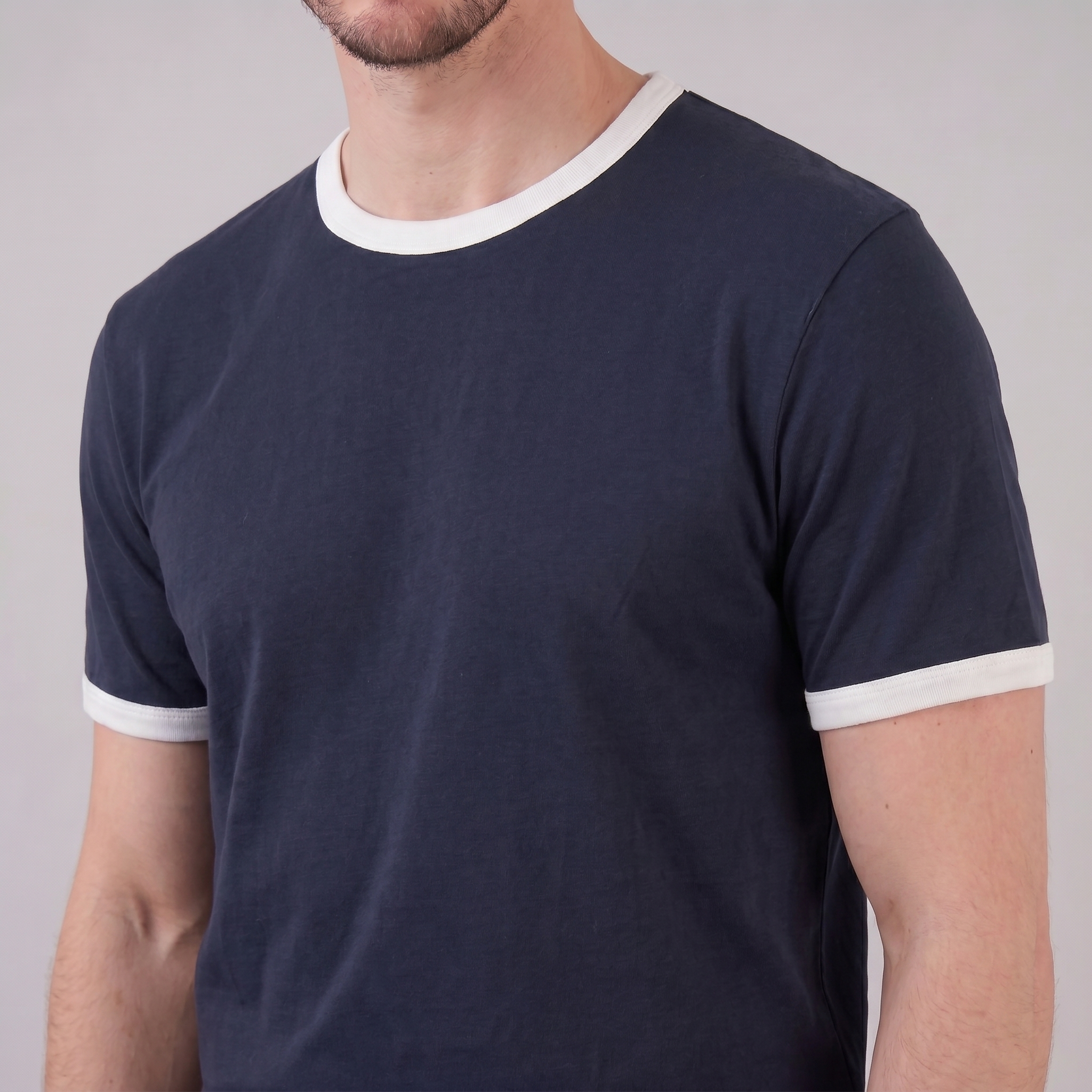 Contrast Trim Crew Neck T-Shirt in Classic White