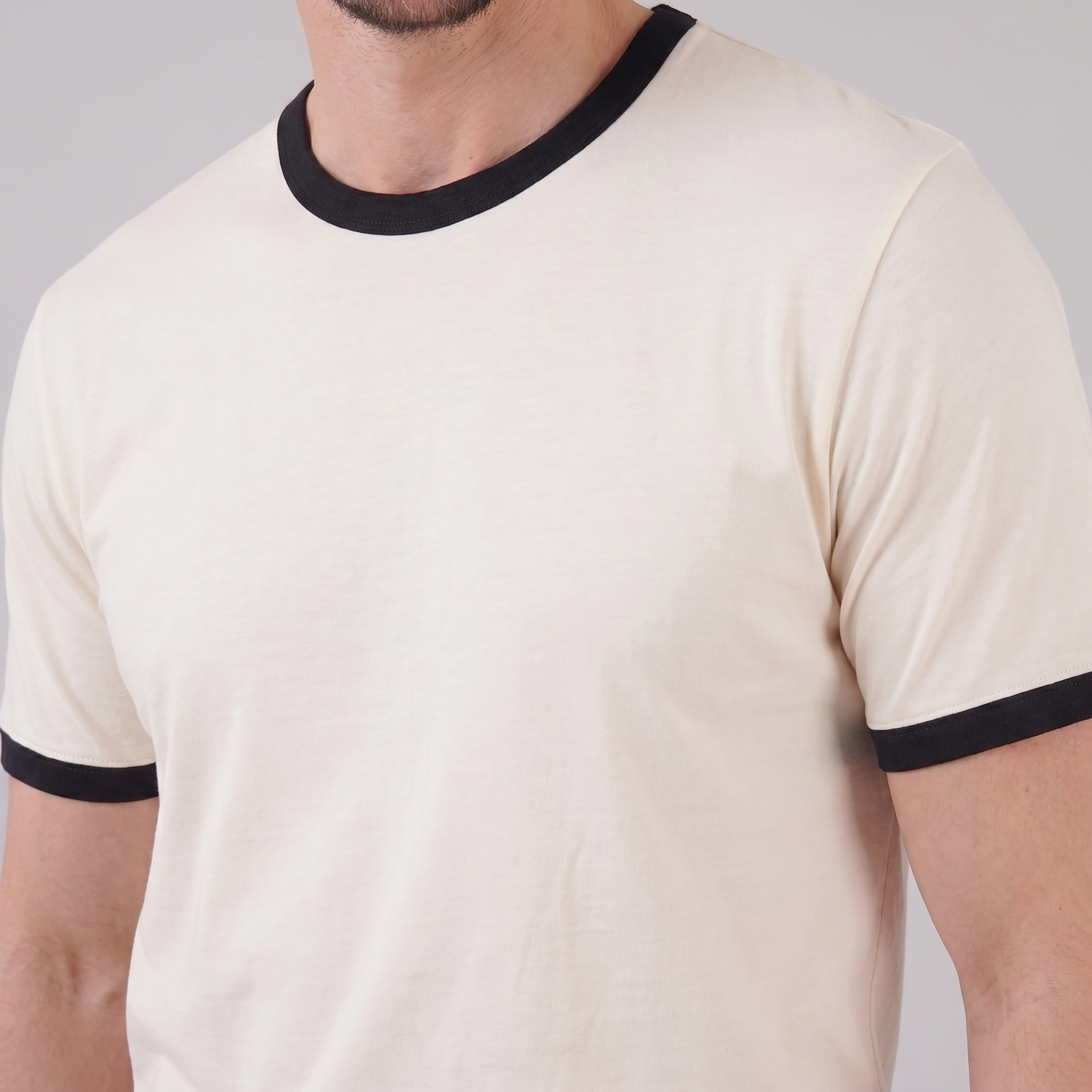 Contrast Trim Crew Neck T-Shirt in Classic White