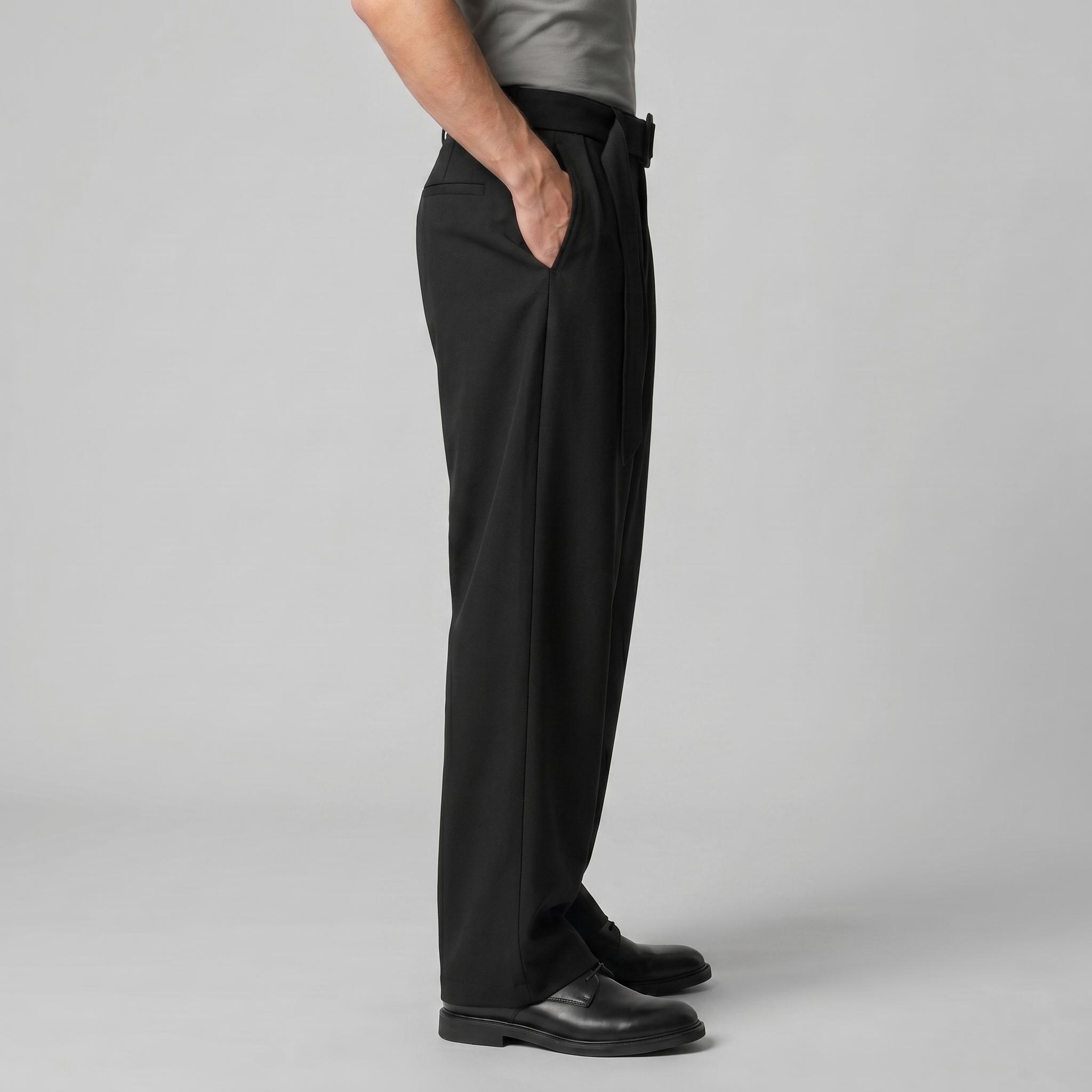 Belted Wide-Leg Trousers in Classic Charcoal